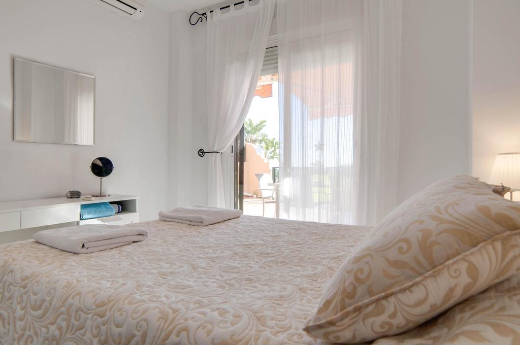 Apartamento Alta Loma With Bbq, Sea Views, Pool, Wifi Sleeps 6 Fuengirola Exterior photo